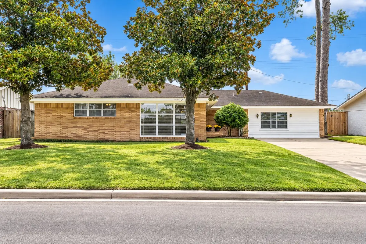 1037 Gardendale Drive, Houston, TX 77018 - #1