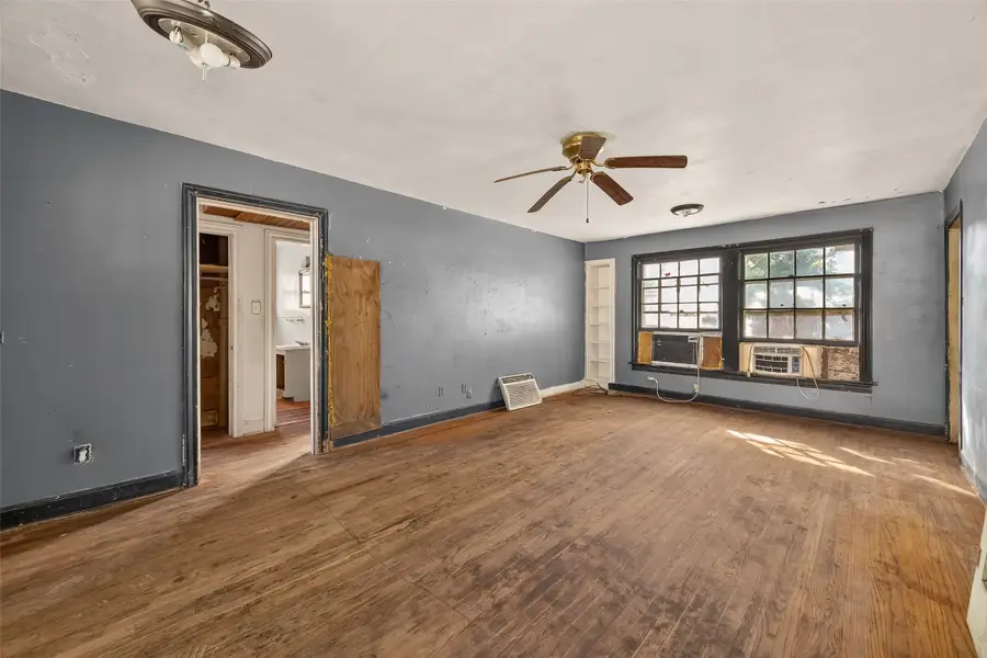 216 Burress Street, Houston, TX 77022 - Image #2