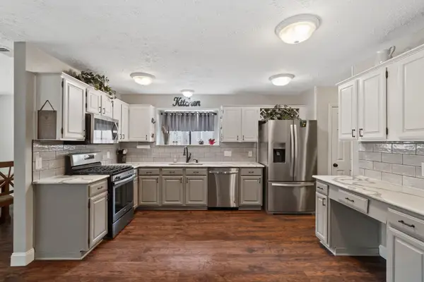 2437 Willow Bend Drive, Richmond, TX 77406