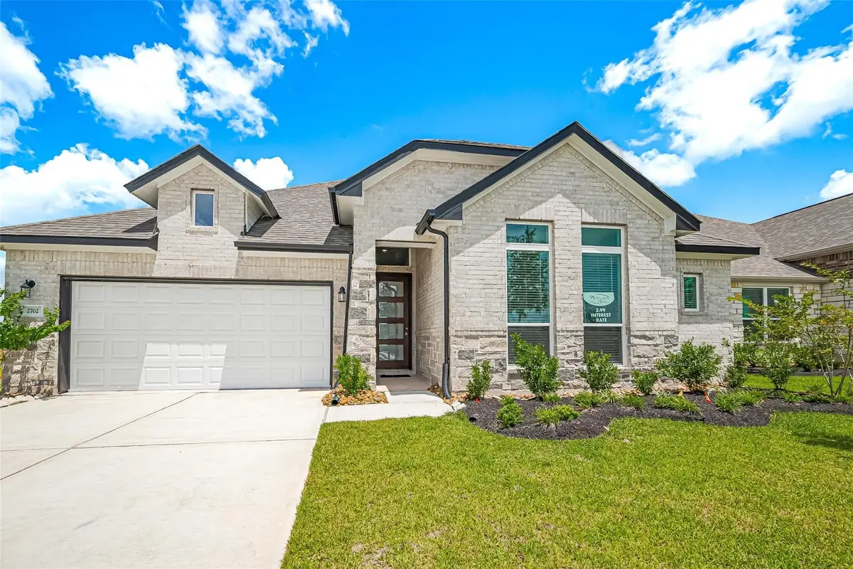 2702 Ballast Green Drive, La Marque, TX 77568 - #1