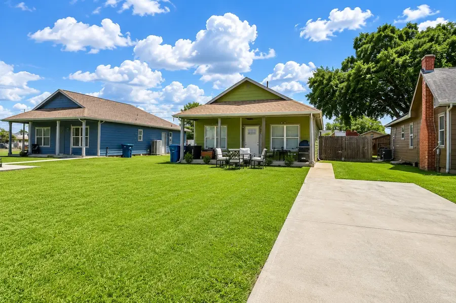 1020 10th Street, Hempstead, TX 77445 - #2