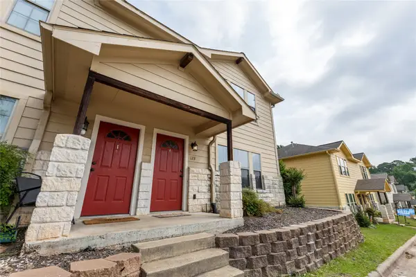 121 & 123 Bolero Way, Huntsville, TX 77340