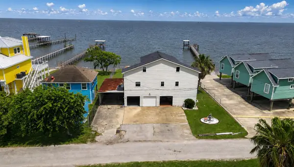 937 5th Street, San Leon, TX 77539