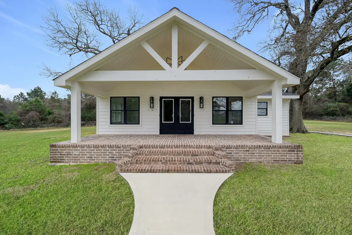 17819 Mail Route Road, Montgomery, TX 77316 - Image #1