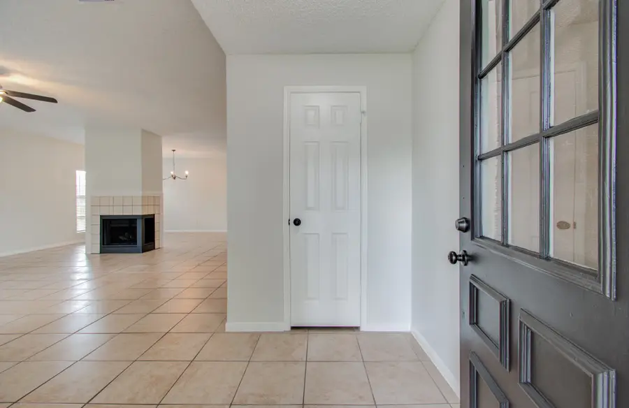 18155 Holly Green Drive, Houston, TX 77084 - Image #2