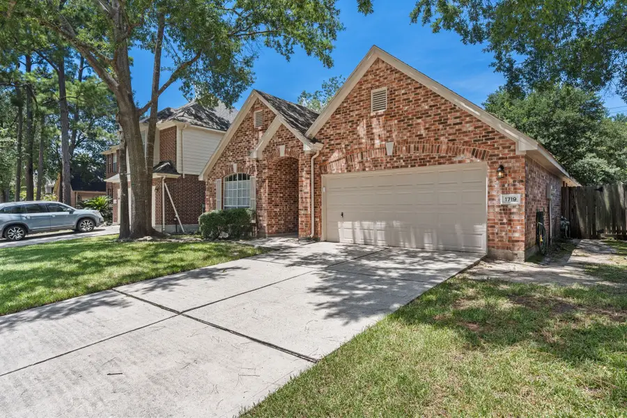 1719 Sandy Trail Court, Houston, TX 77339 - #3