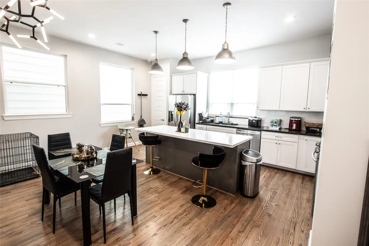 2779 Clinton Dr, Houston, TX 77020 - #1