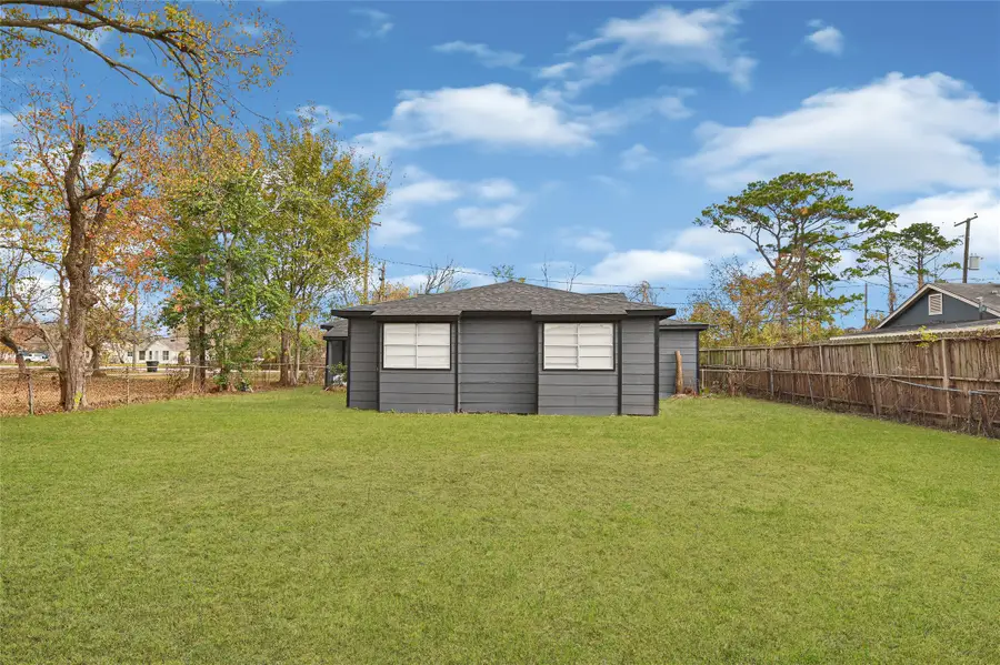 831 Becker Street, Channelview, TX 77530 - Image #3