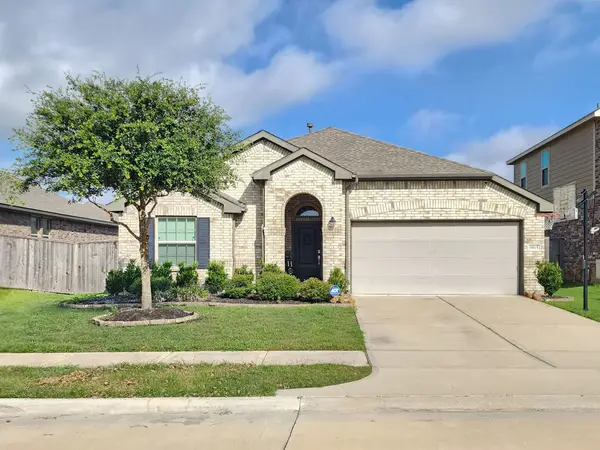 9815 Willow Crown Lane, Richmond, TX 77406