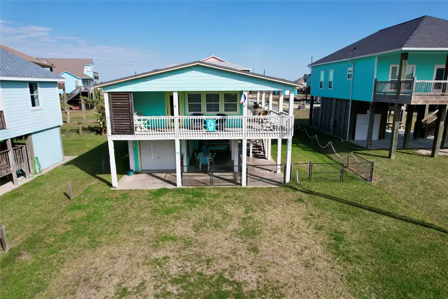 834 Eastview, Crystal Beach, TX 77650 - #2