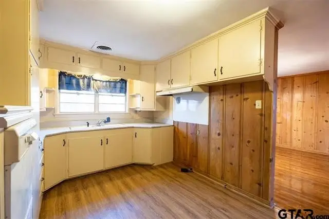 500 Avalon Drive, Gladewater, TX 75647 - Image #3