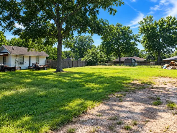 000 E Southland Avenue, Alvin, TX 77511