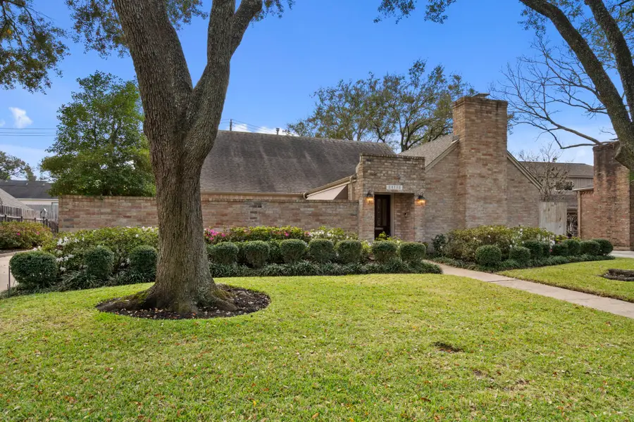 10331 Lynbrook Hollow Street, Houston, TX 77042 - #2