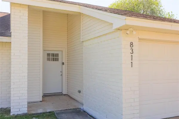 8311 Quail Burg Lane, Missouri City, TX 77489