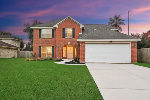4814 E Columbary Drive, Rosenberg, TX 77471
