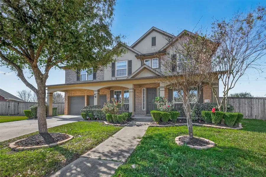 2208 Hannah Creek Court, Pearland, TX 77089 - Image #3