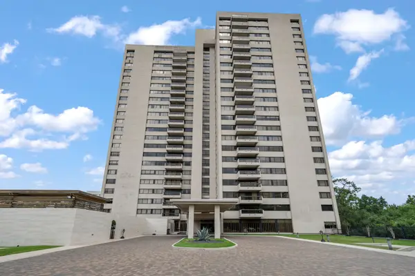 49 Briar Hollow Lane #401, Houston, TX 77027