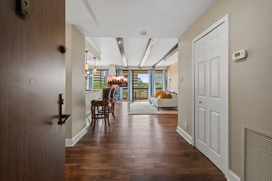 49 Briar Hollow Lane #401, Houston, TX 77027 - #3