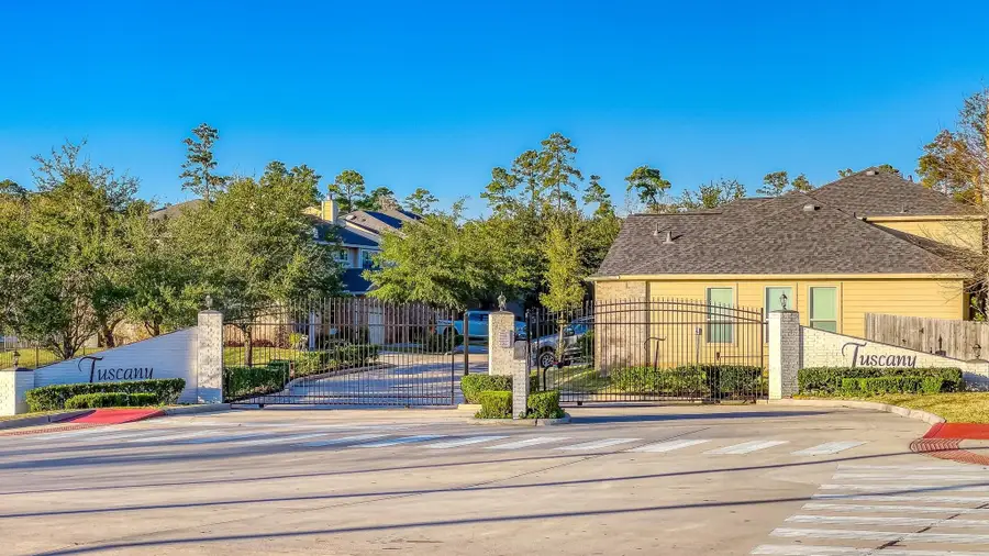 1898 Longmire Road #8, Conroe, TX 77304 - Image #2