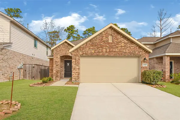 2010 Ballesteros Street, Crosby, TX 77532