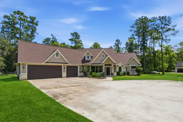 209 County Road 6324, Dayton, TX 77535