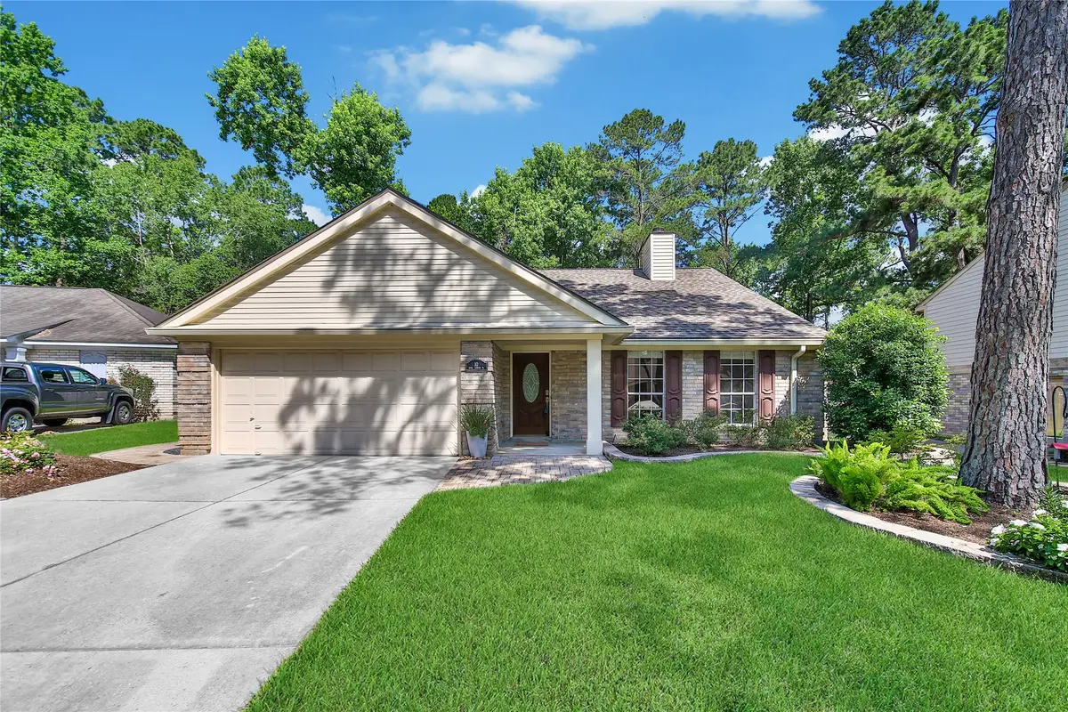 10 Still Corner Place, The Woodlands, TX 77381 - #1