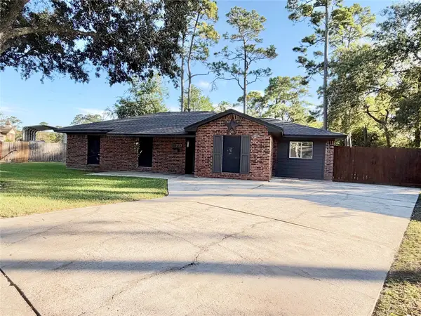 2133 Greenlee Lane, Dickinson, TX 77539