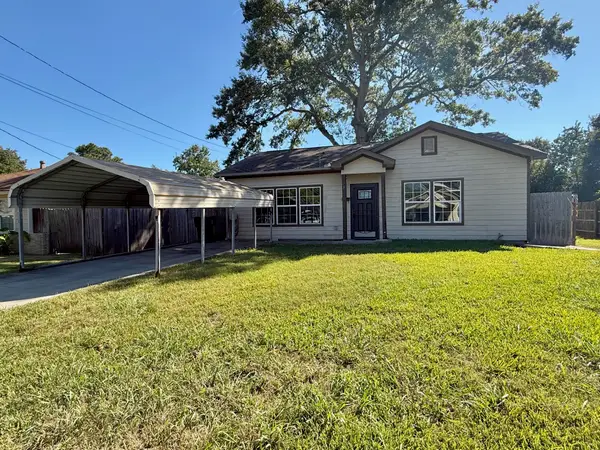 6310 25th Street, Groves, TX 77619