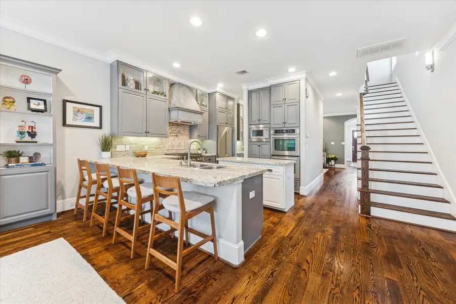 209 W 24th Street, Houston, TX 77008 - Image #3