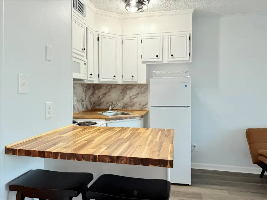 6102 Seawall Boulevard #213, Galveston, TX 77551 - #3