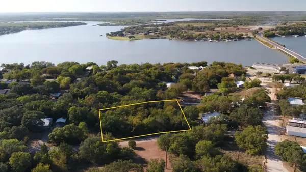 6908 Clover Leaf Drive, Brownwood, TX 76801