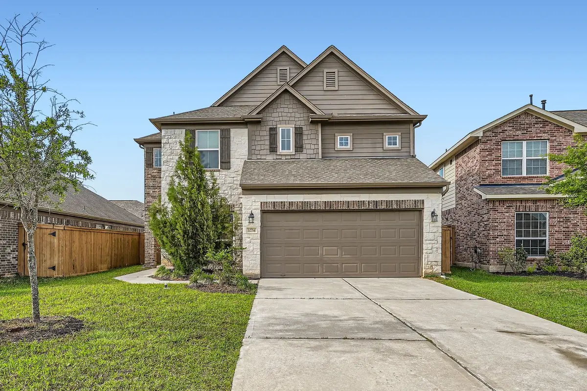 32714 Oak Heights Lane, Brookshire, TX 77423 - Image #1