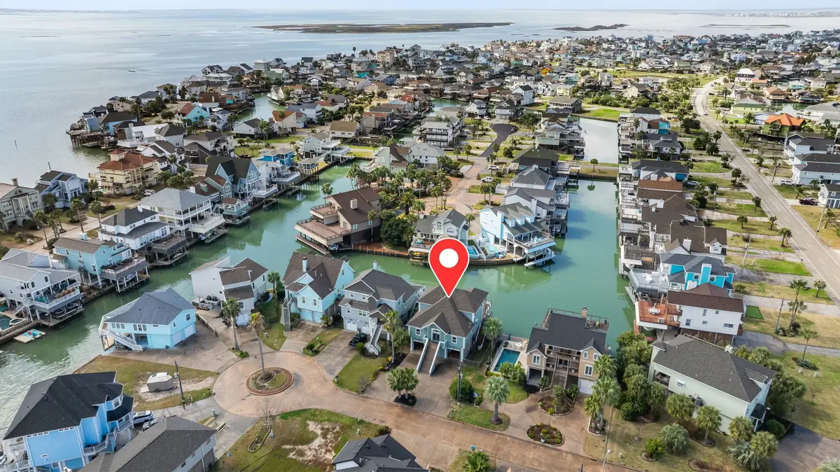 219 Lokai Street, Tiki Island, TX 77554 - #1