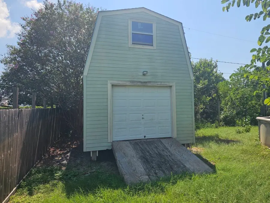 6601 Sidney Street, Galveston, TX 77551 - #2