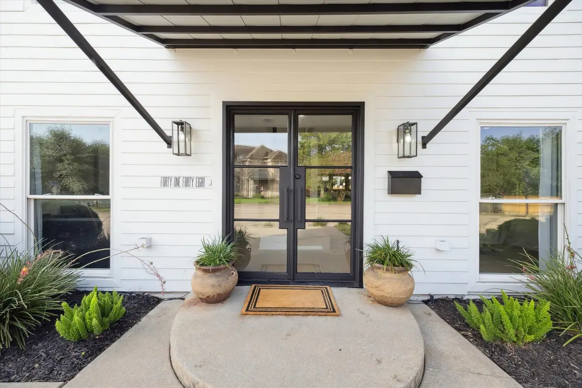 4148 Bissonnet Street, West University Place, TX 77005 - Image #1