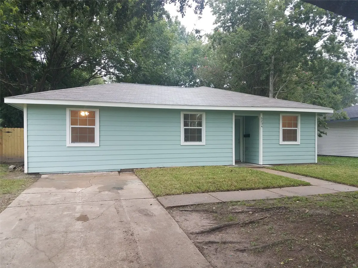 5234 Ripplebrook Drive, Houston, TX 77045 - Image #1