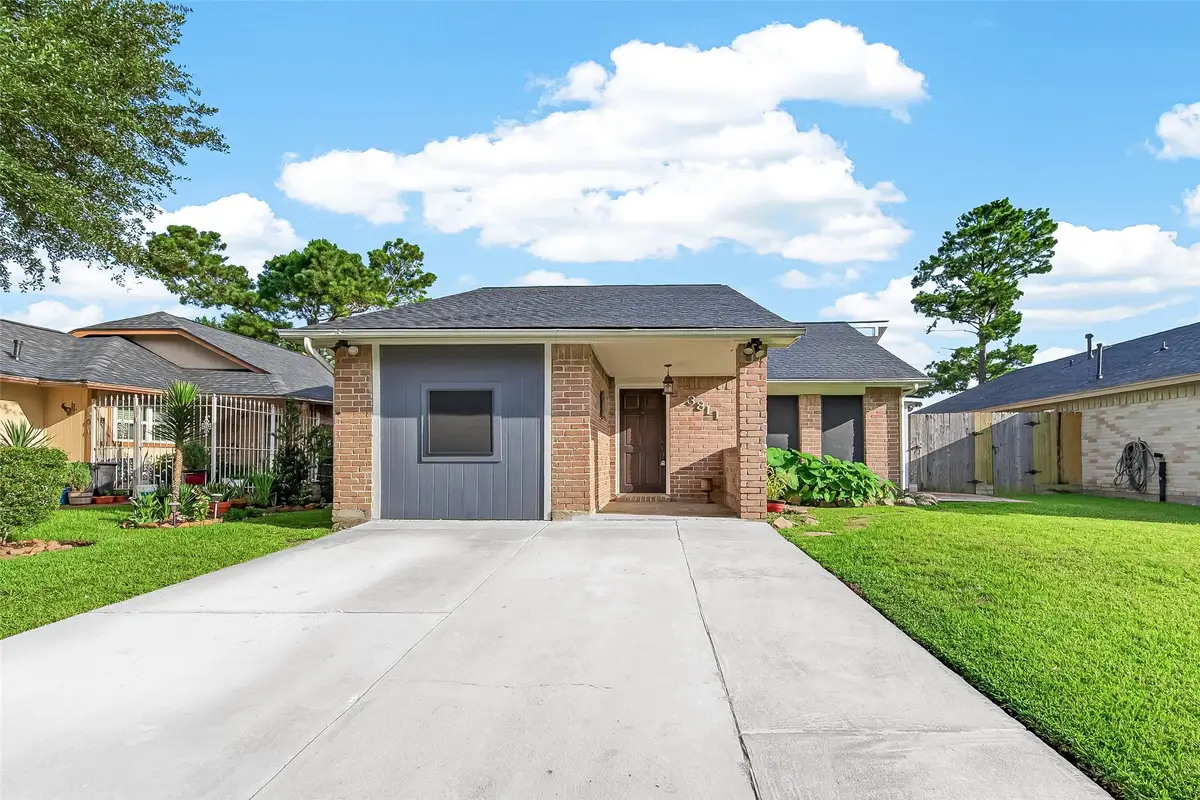 3811 Suttonford Drive, Houston, TX 77066 - #1