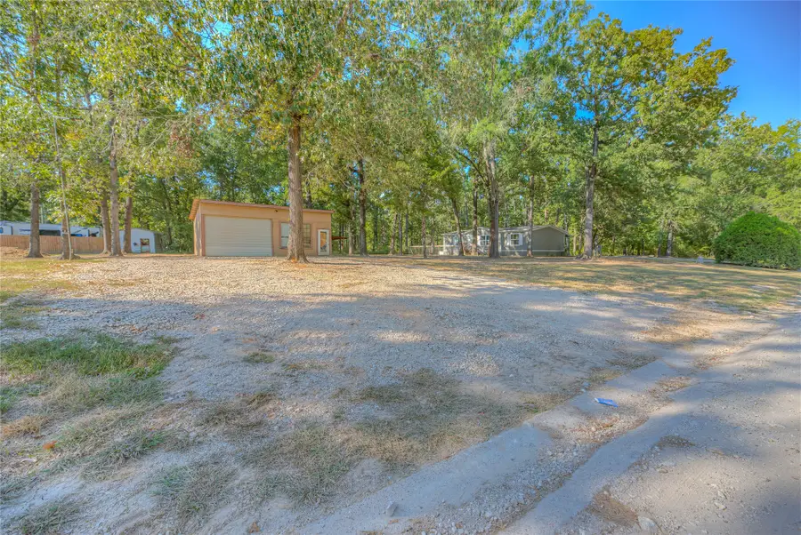 767 Windwood Drive, Livingston, TX 77351 - Image #2
