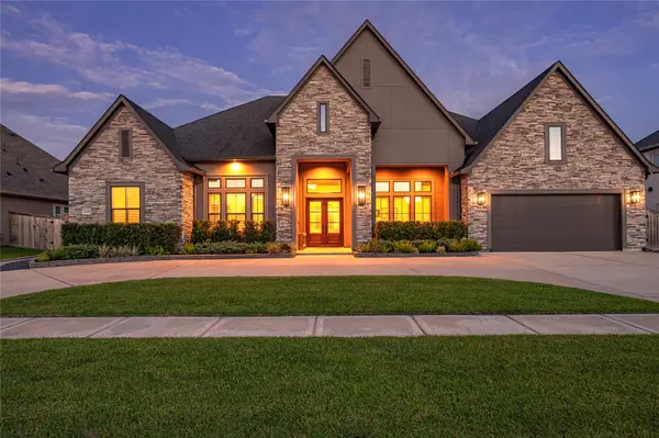 2005 Yellowstone Trail, Friendswood, TX 77546