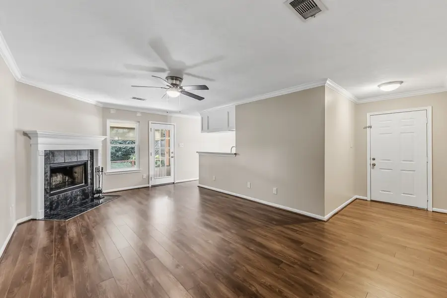 511 Springwood Drive, Conroe, TX 77385 - #2