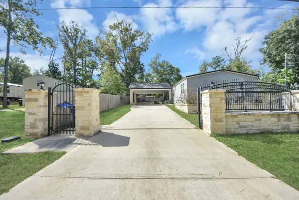 12565 Royal Green Drive, Conroe, TX 77303