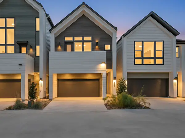 1126 Highland Row Lane, Houston, TX 77091