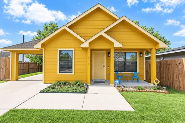 4318 Mckinley Street, Houston, TX 77051