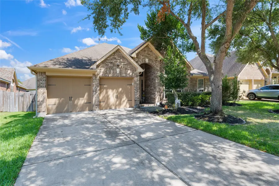 2609 Briar Rose Court, Pearland, TX 77584 - Image #2