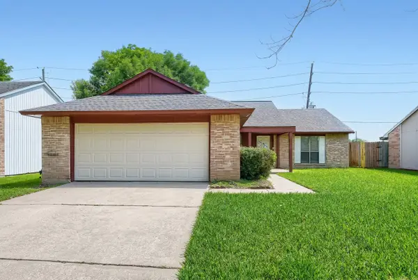 6923 Jeb Stuart Drive, Richmond, TX 77469