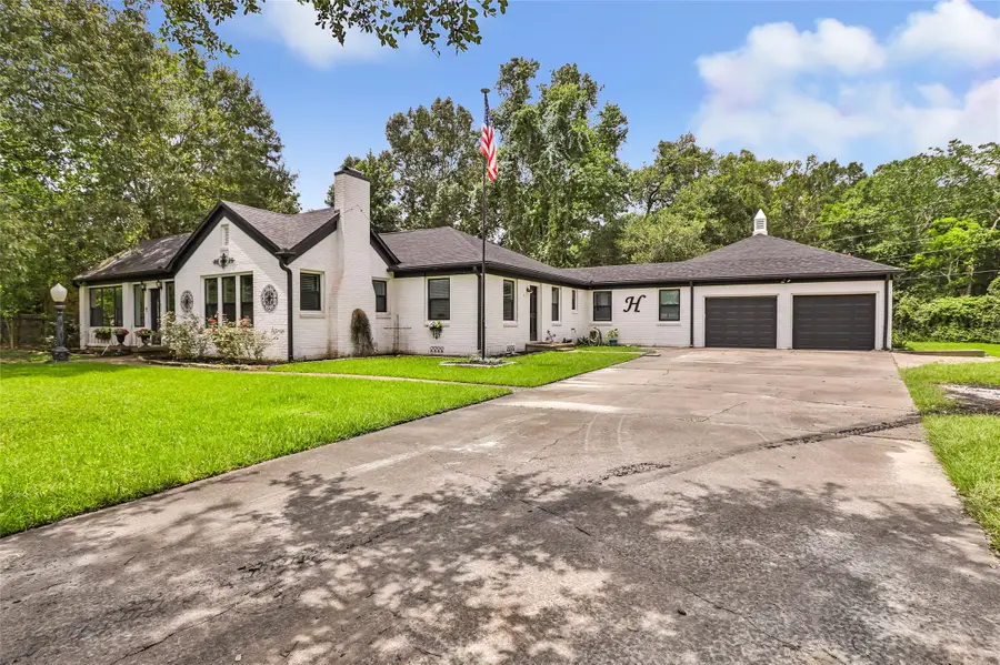 105 Wallisville Road, Liberty, TX 77575 - #2
