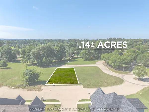 107 Winding Oaks Drive, Bullard, TX 75757