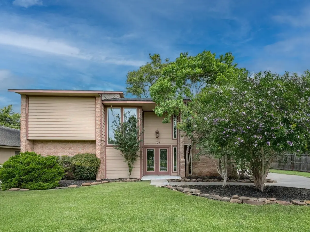 706 S Diamondhead Boulevard, Crosby, TX 77532 - Image #1