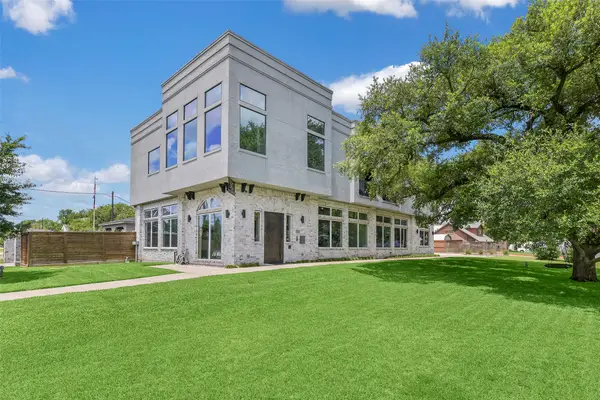 316 Morningside Drive, Friendswood, TX 77546