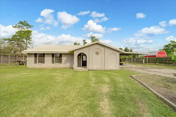 3205 Cemetery Road, Santa Fe, TX 77517